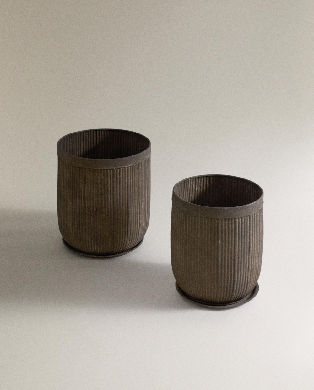 Zara Home Кашпо из металла, 46 см
