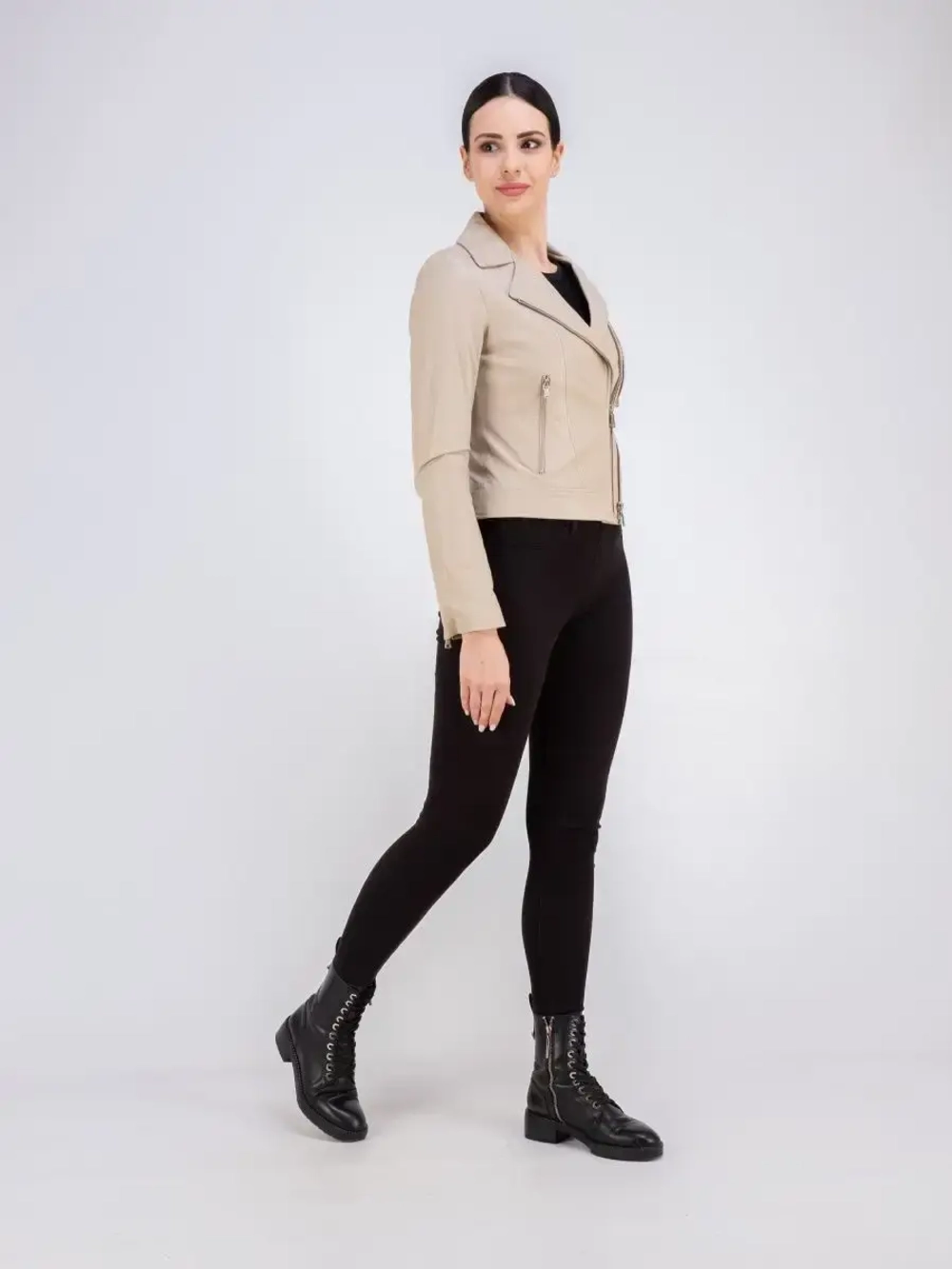 Кожаная куртка демисезонная косуха