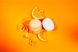 Revolution Skincare Vitamin C - отшелушивающая маска для осветления и разглаживания кожи /   50  ml  / GTIN 5057566421225