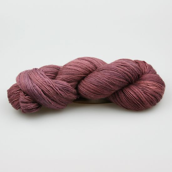 Пряжа MANOS DEL URUGUAY Fino (70% меринос, 30% шёлк)