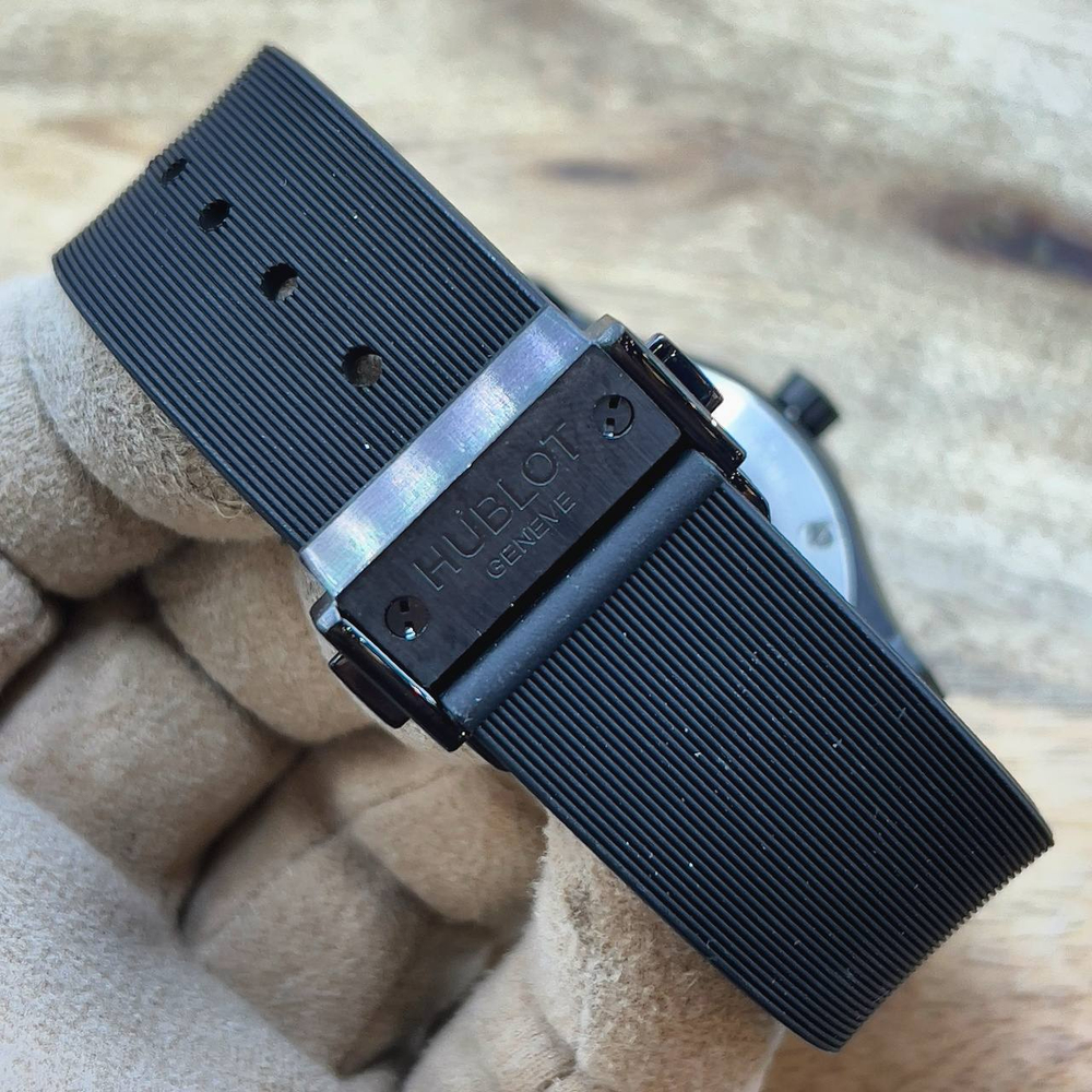 Часы Hublot