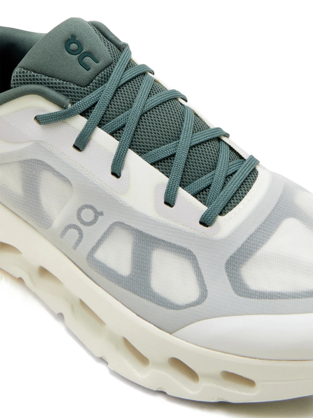 Кроссовки On Cloudtilt Remix white/green