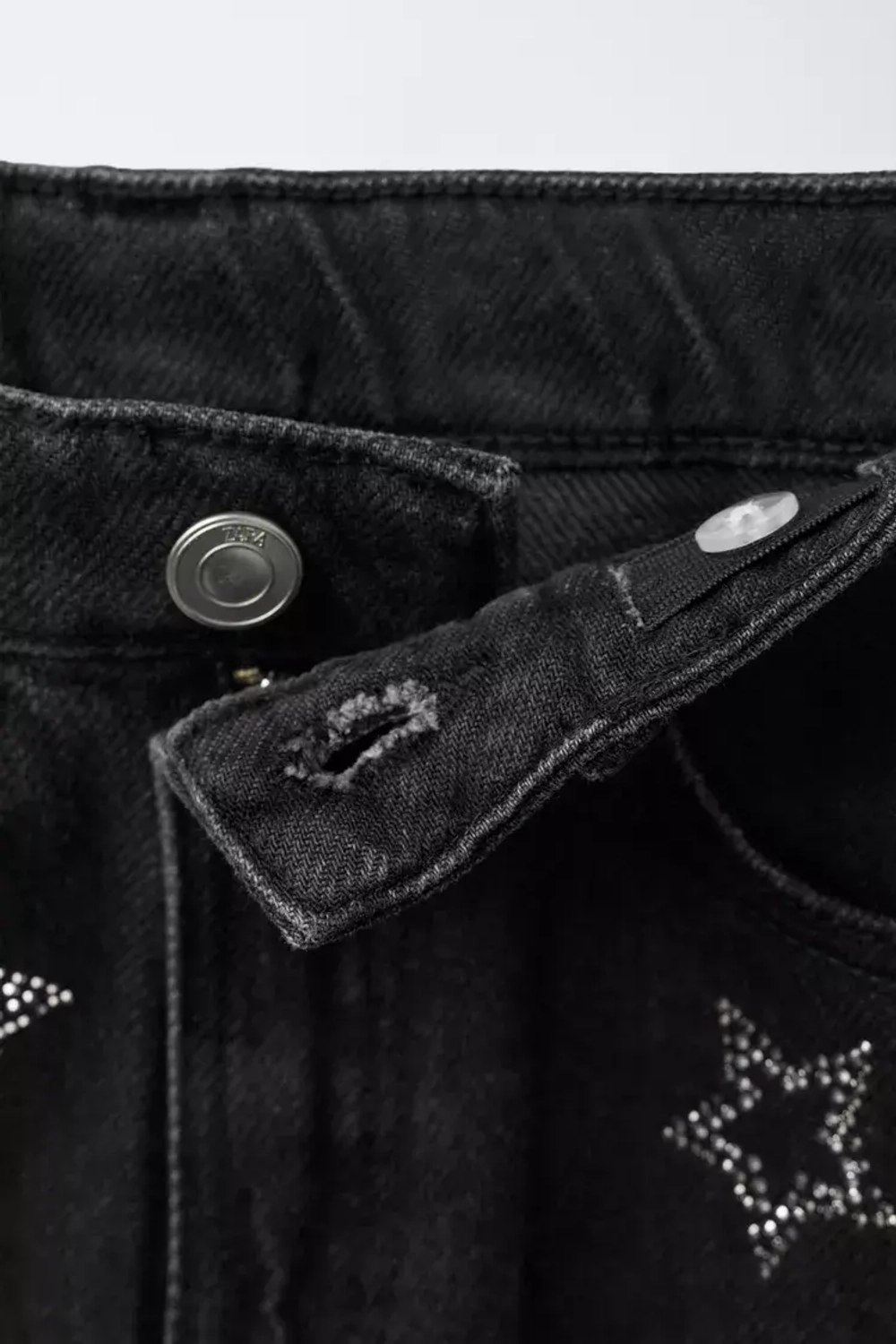 ZARA ДЖИНСОВАЯ ЮБКА СО ЗВЕЗДАМИ И БЛЕСТКАМИ, ЧЕРНЫЙ