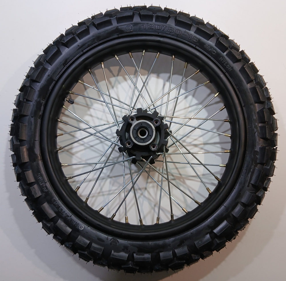 Колесо заднее в сборе 120/80-18 ось Ф15мм Мотоцикл ATAKI Crosser 300