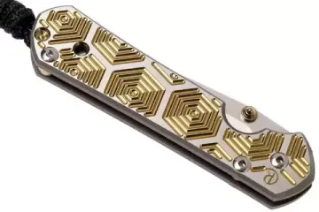 Складной нож Chris Reeve Large Sebenza L21-1042 Gold с клинком из стали CPM-S35VN, рукоять титан