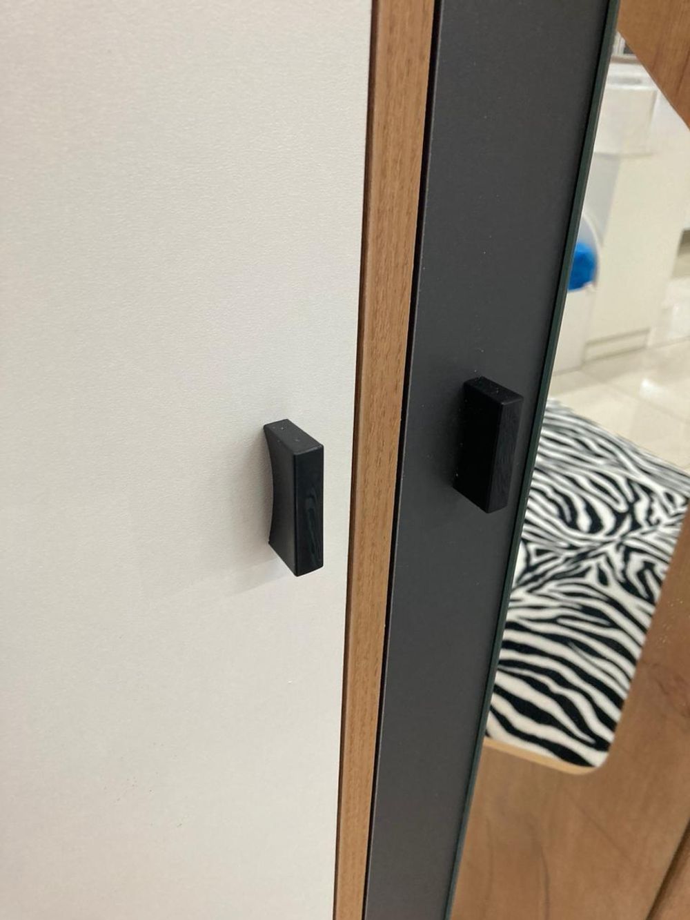 Уголок школьника Омега 3 шкаф 2-х ств.