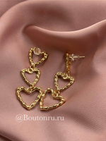 Серьги золотистые с подвесными сердечками