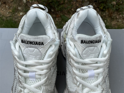 Balenciaga Runner 656065-W3RA9-9001