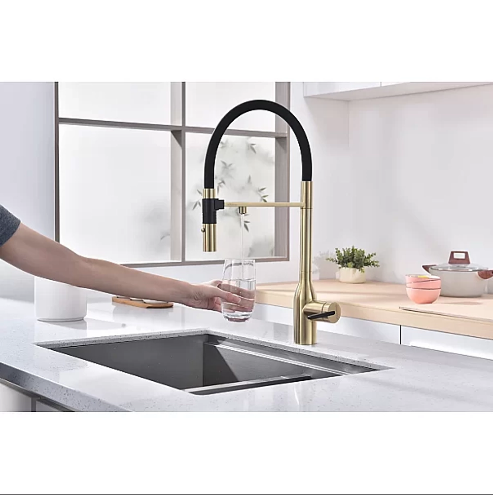 Смеситель для кухни Paulmark Magneto One Ma213188-LG светлое золото