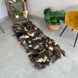 Коврик прикроватный накидка на кресло из кусочков овчины, 160 х 50 см.