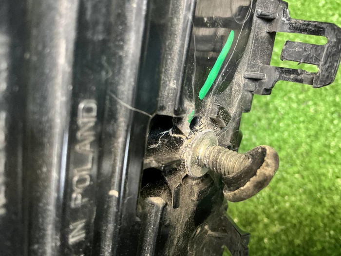 Фонарь правый внутренний Porsche Cayenne 958 14-18