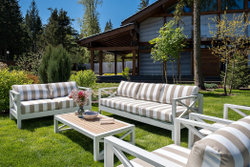 Кофейный стол из алюминия MIA