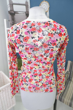 Блуза с принтом цветов 38 размер