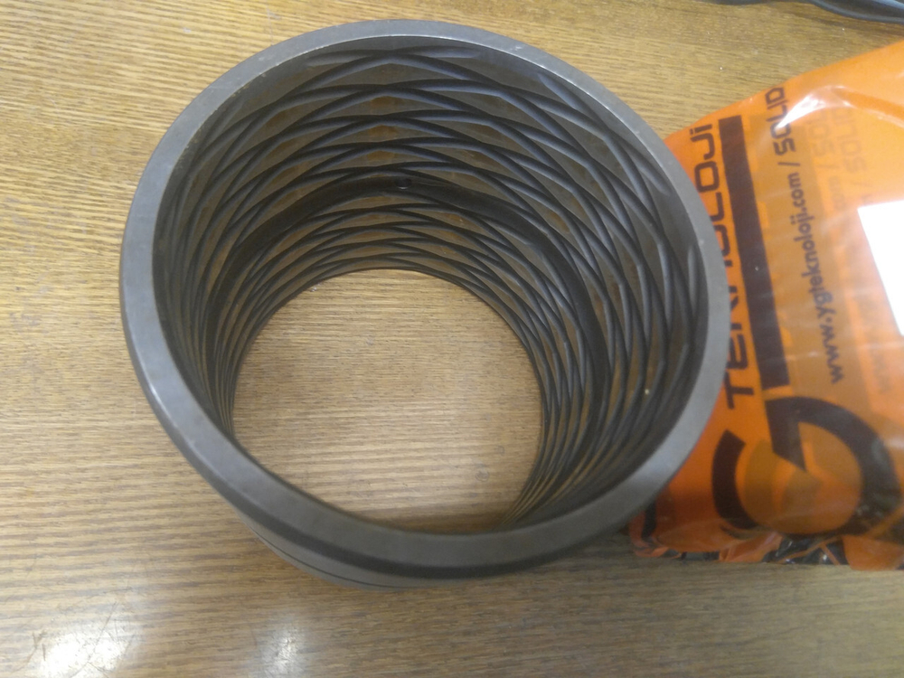 Втулка 61Q6-04120