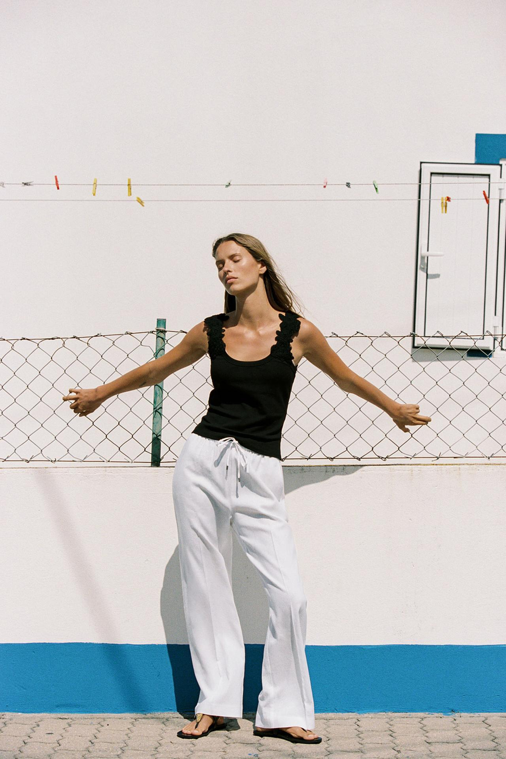 ZARA ТОП ИЗ КРУЖЕВА КРОШЕ С БРЕТЕЛЯМИ, ЧЕРНЫЙ