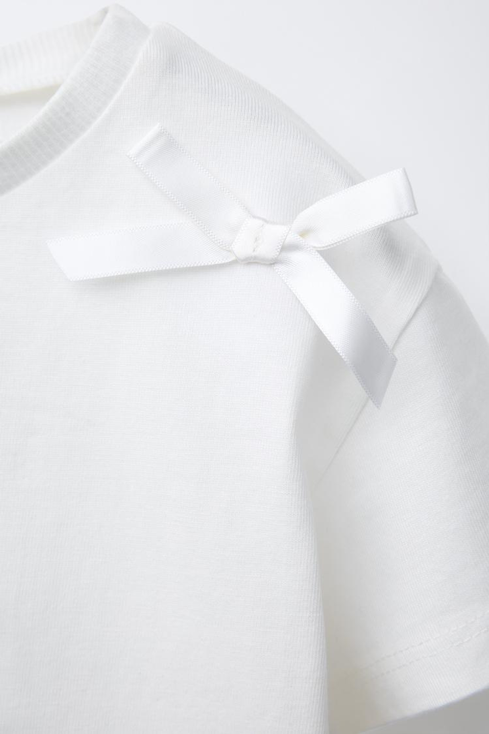 ZARA ФУТБОЛКА С БАНТАМИ, БЕЛЫЙ