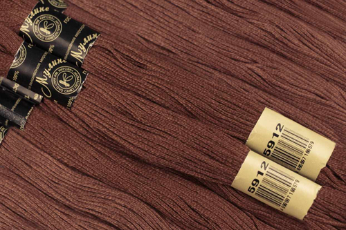 Нитки мулине ПНК им. Кирова, цвет 5610, 8 м