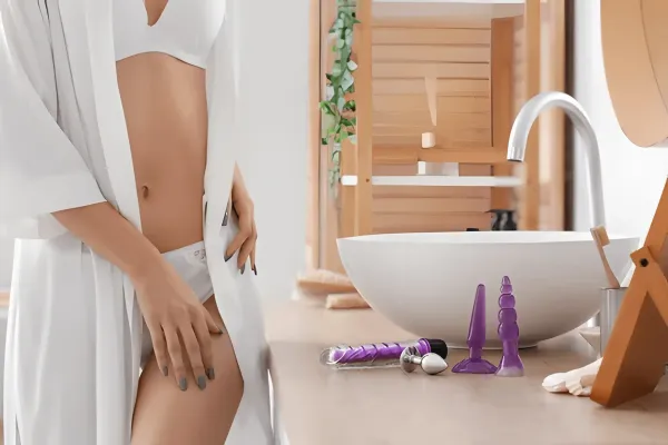 Можно ли использовать интимные игрушки в душе или ванной? 💦
