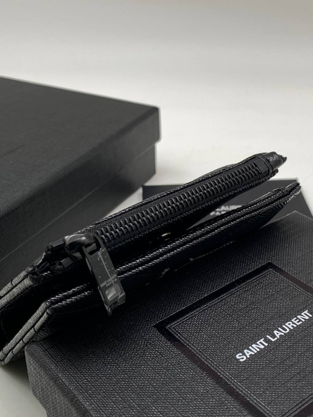 Кошелек Yves Saint Laurent