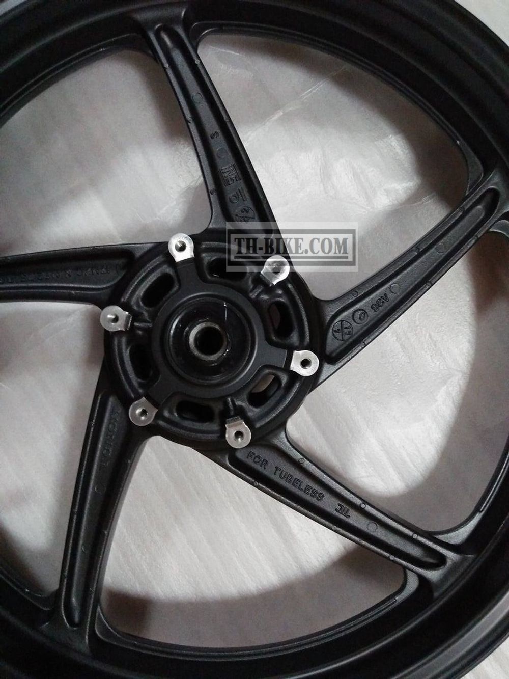 44650-KYJ-900ZC. WHEEL SUB ASSY., FR. HONDA