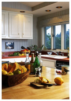 Кухня и ванная в деревянном доме