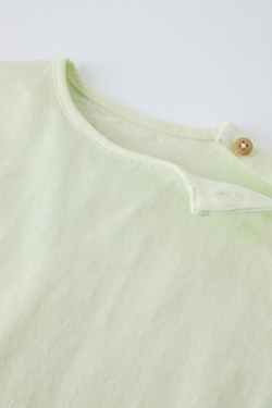 ZARA ФУТБОЛКА С ПУГОВИЦАМИ, СВЕТЛО-ЗЕЛЕНЫЙ