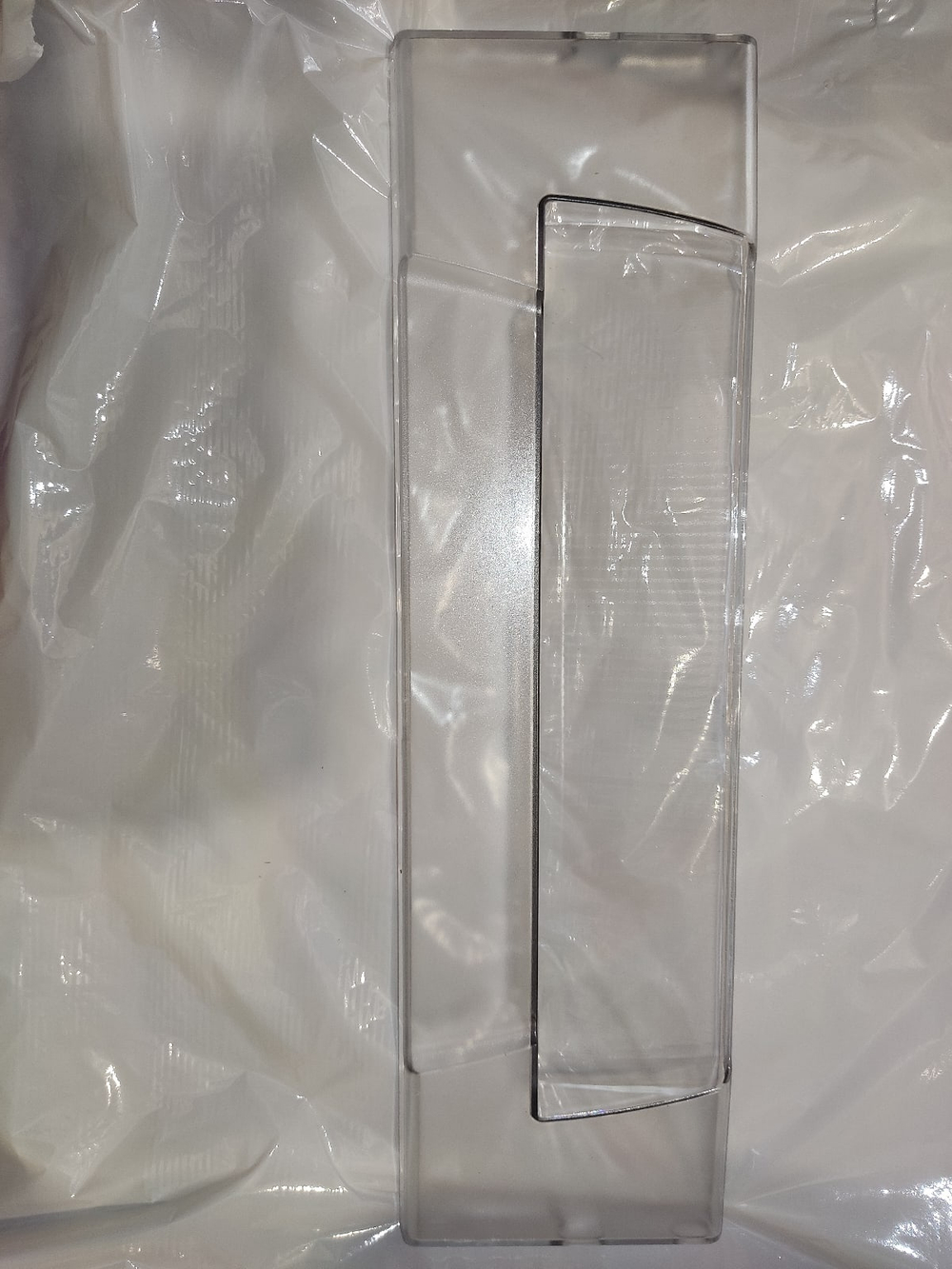 Щиток верхний (панель ящика) узкая морозильной камеры холодильников Indesit, Hotpoint-Ariston (C00856031, 856031)