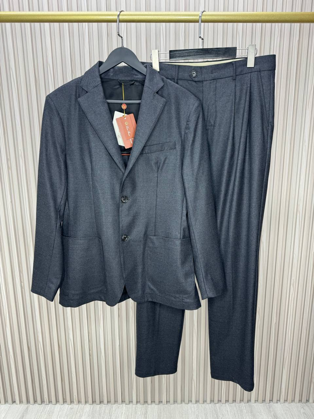 Классический костюм Loro Piana