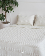 Комплект стеганного покрывала и 2 наволочек Kaj White Hermodr 130220317 Иран