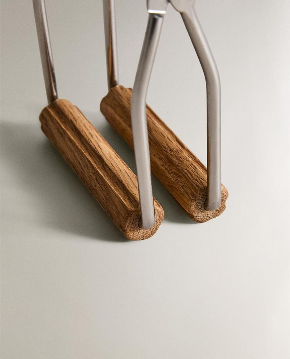 ZARA HOME ДЕРЕВЯННЫЕ ЩИПЦЫ ДЛЯ БАНОК, КРЕМОВЫЙ