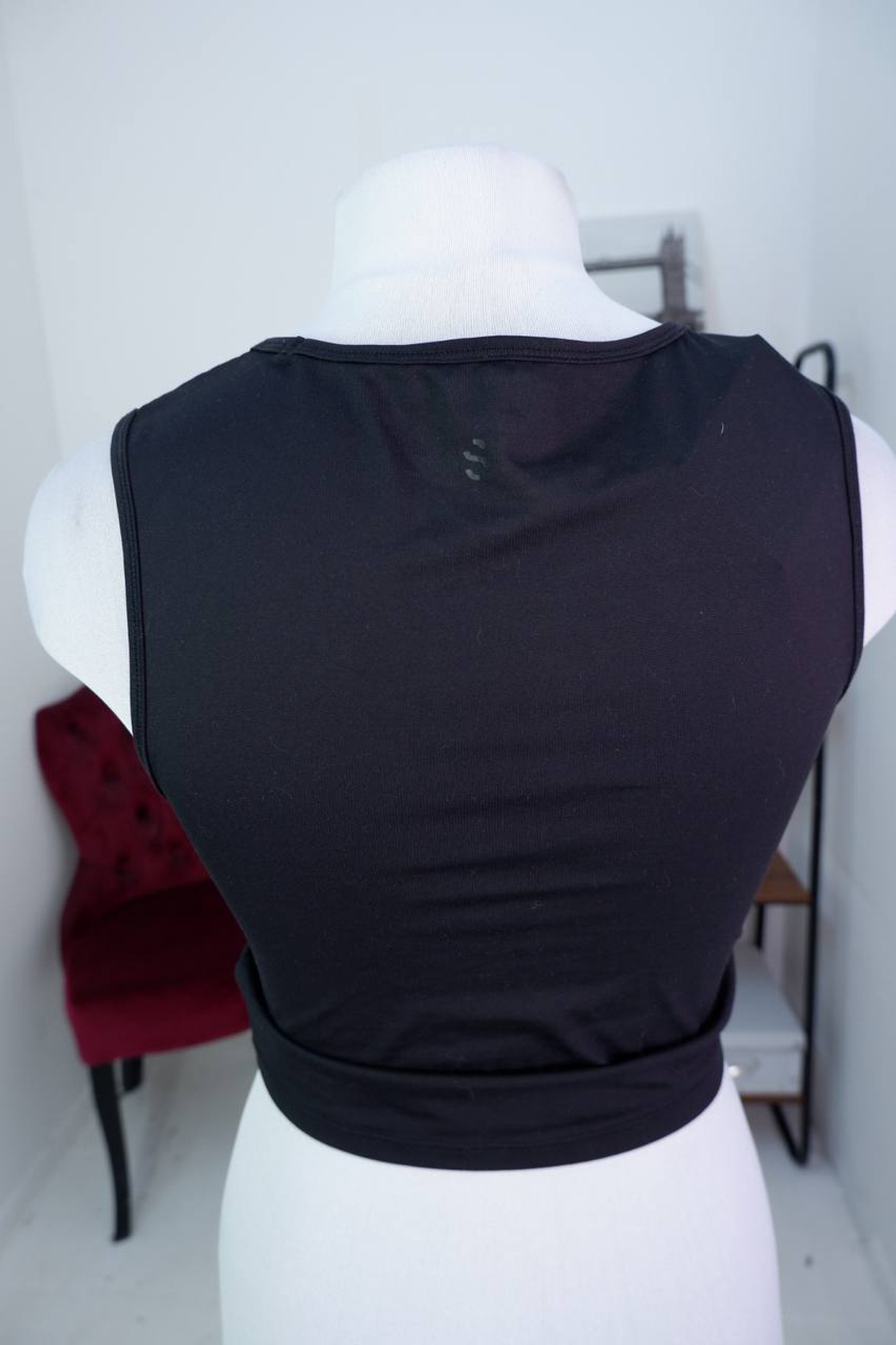 Топ H&M для спорта, маркировка М, визуально на 46 размер