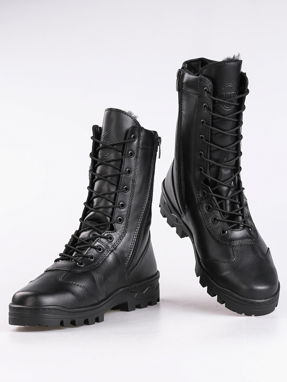 Зимние берцы с нат. мехом 5023-03 ЧЕРНЫЙ