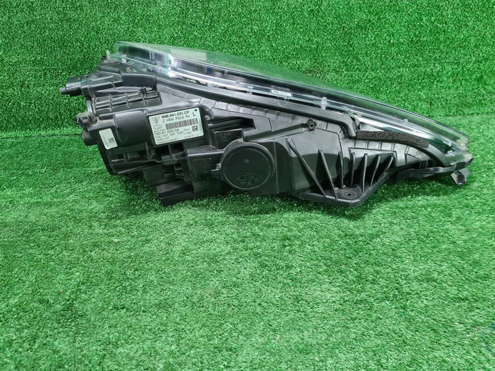 Фара левая Porsche Macan 95b (2014-2018) ксенон