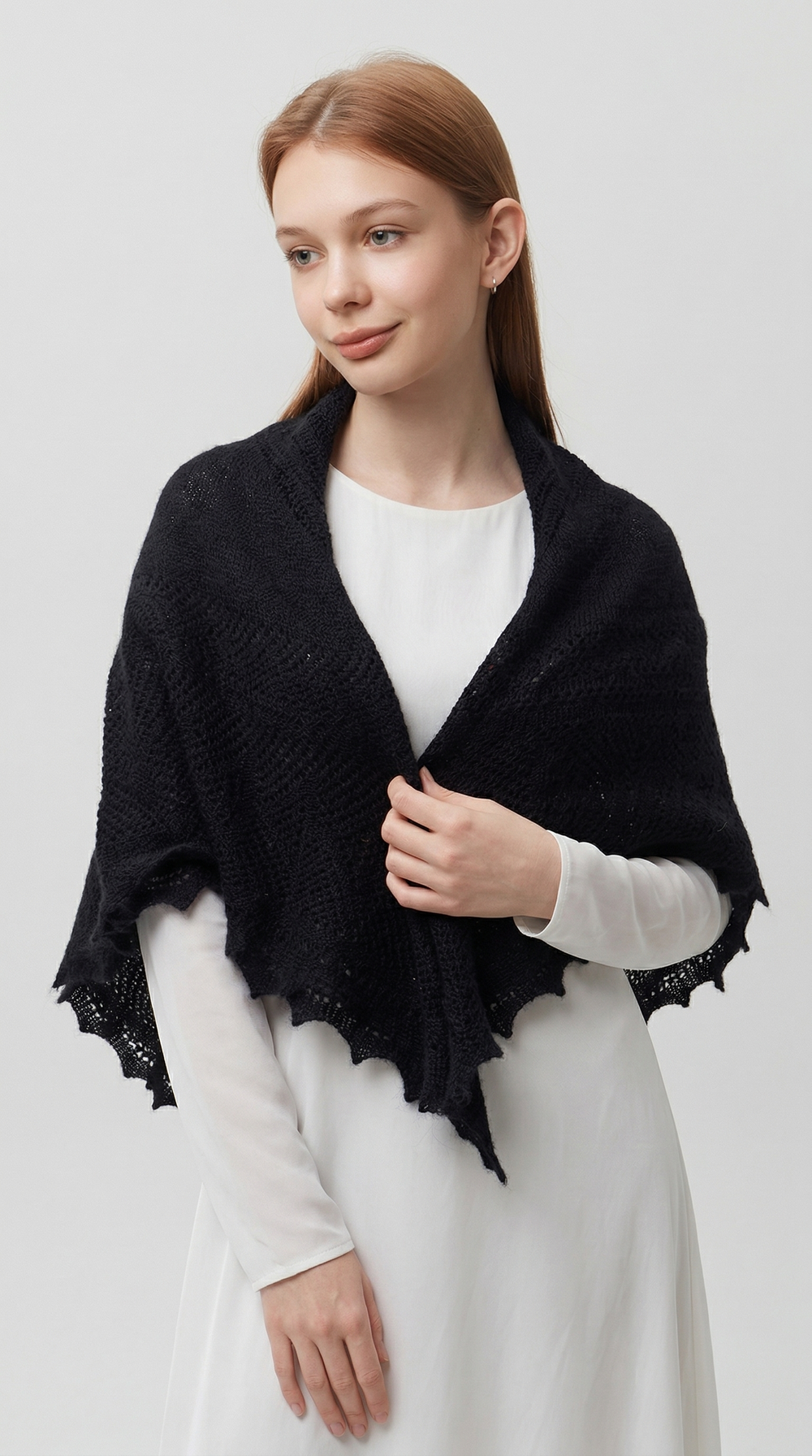 Оренбургский пуховый платок П4-100-07 черный