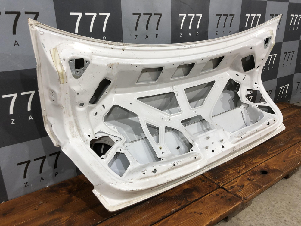 Крышка багажника Skoda Superb 2 13-15 Б/У Оригинал 3T5827159D