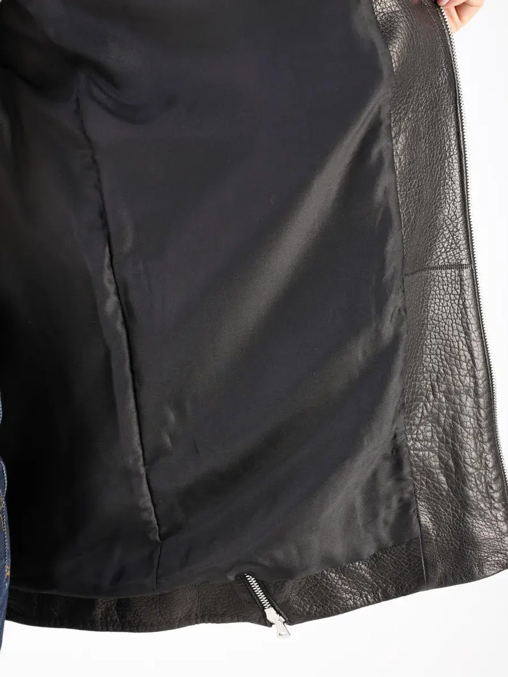 Кожаная куртка демисезонная длинная