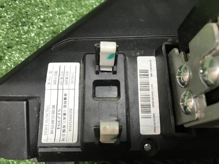 Дисплей Changan Uni-V (2022-н.в.)