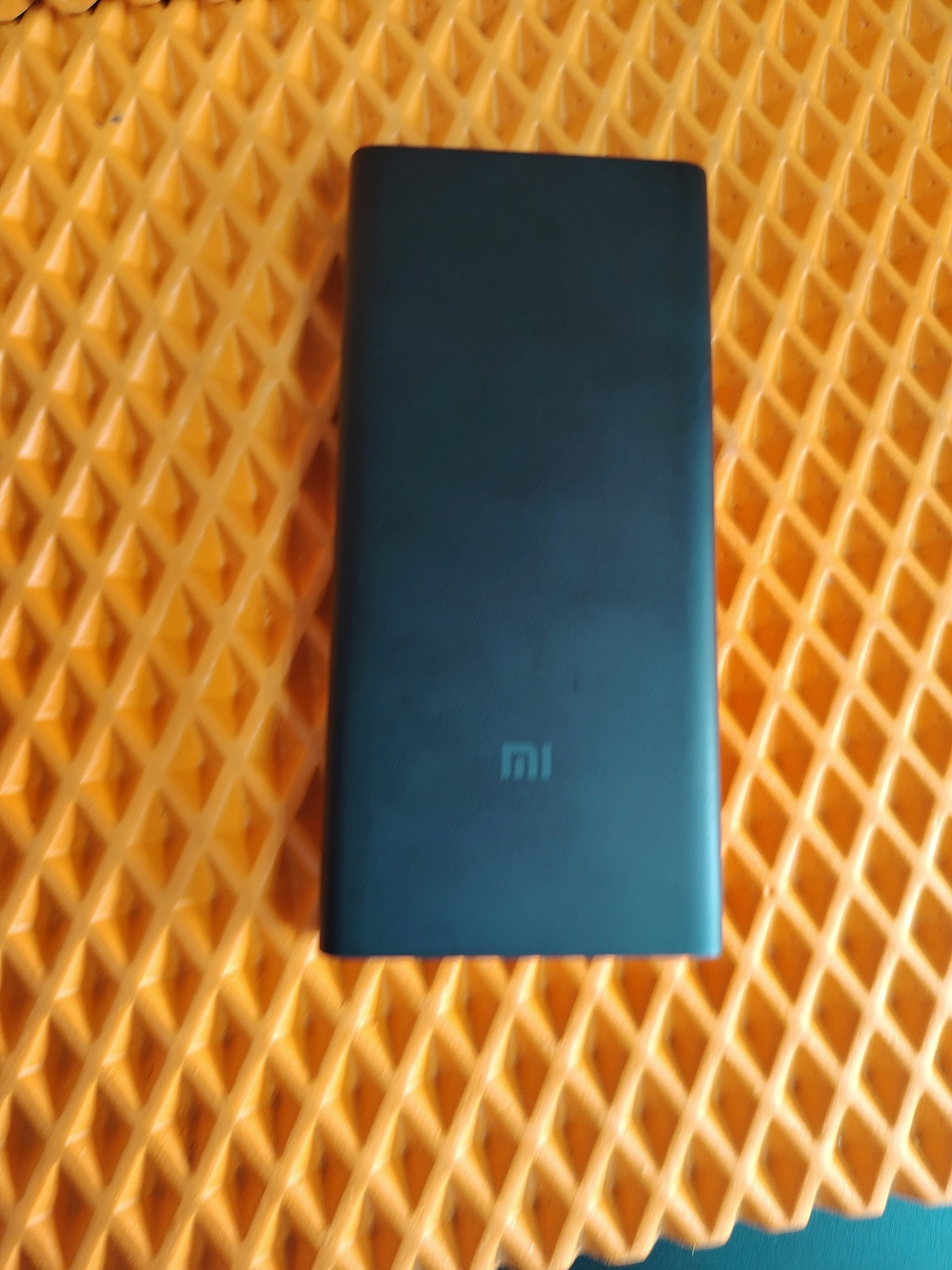 Внешний аккумулятор Xiaomi Mi Wireless Power Bank 10000mAh 10W