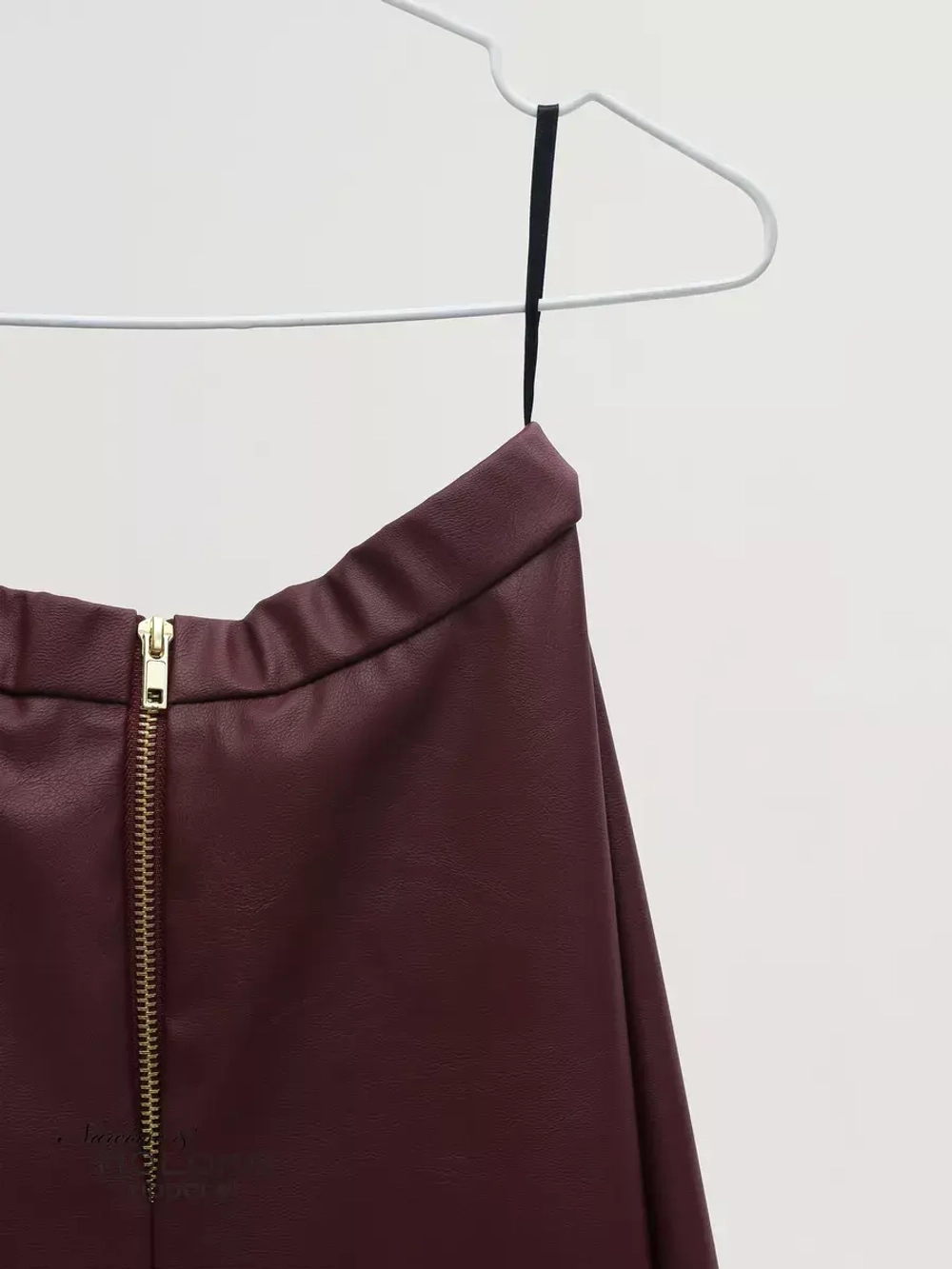 Юбка кожаная миди трапеция