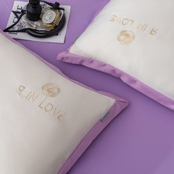 Комплект постельного белья на резинке Сатин-Шелк «Лёгкое чувство»