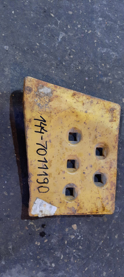 Нож Komatsu D50A/D53A угловой правый 144-70-11190