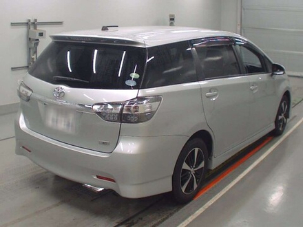 TOYOTA WISH 1.8S 2013г.