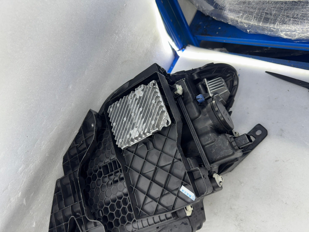 Передняя LED фара BAIC Arcfox αT оригинал