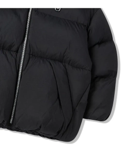 Куртка с капюшоном средней длины