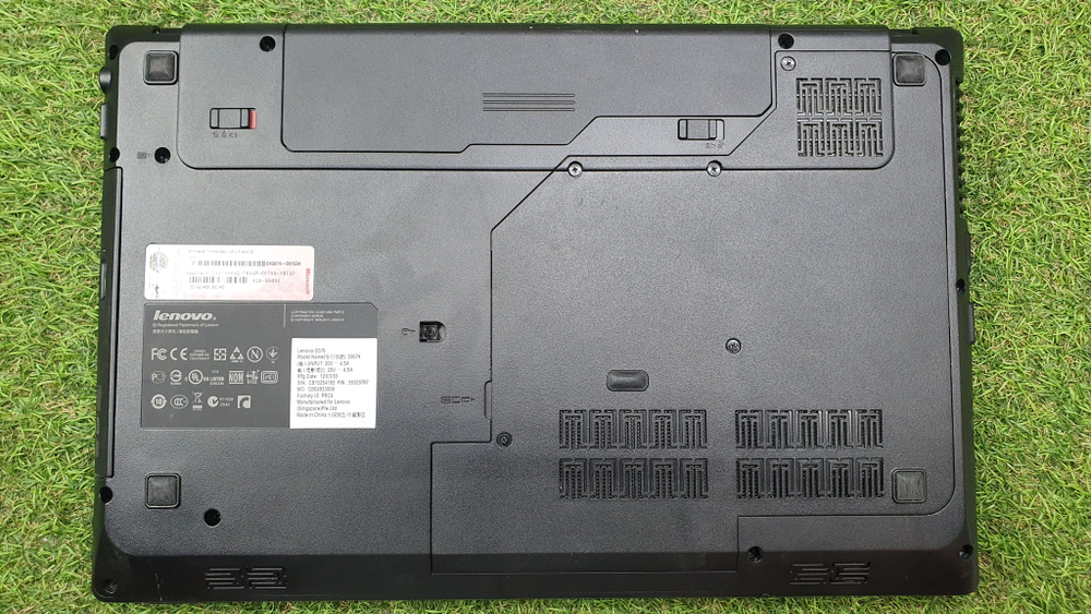 Ноутбук Lenovo i3/4 Gb