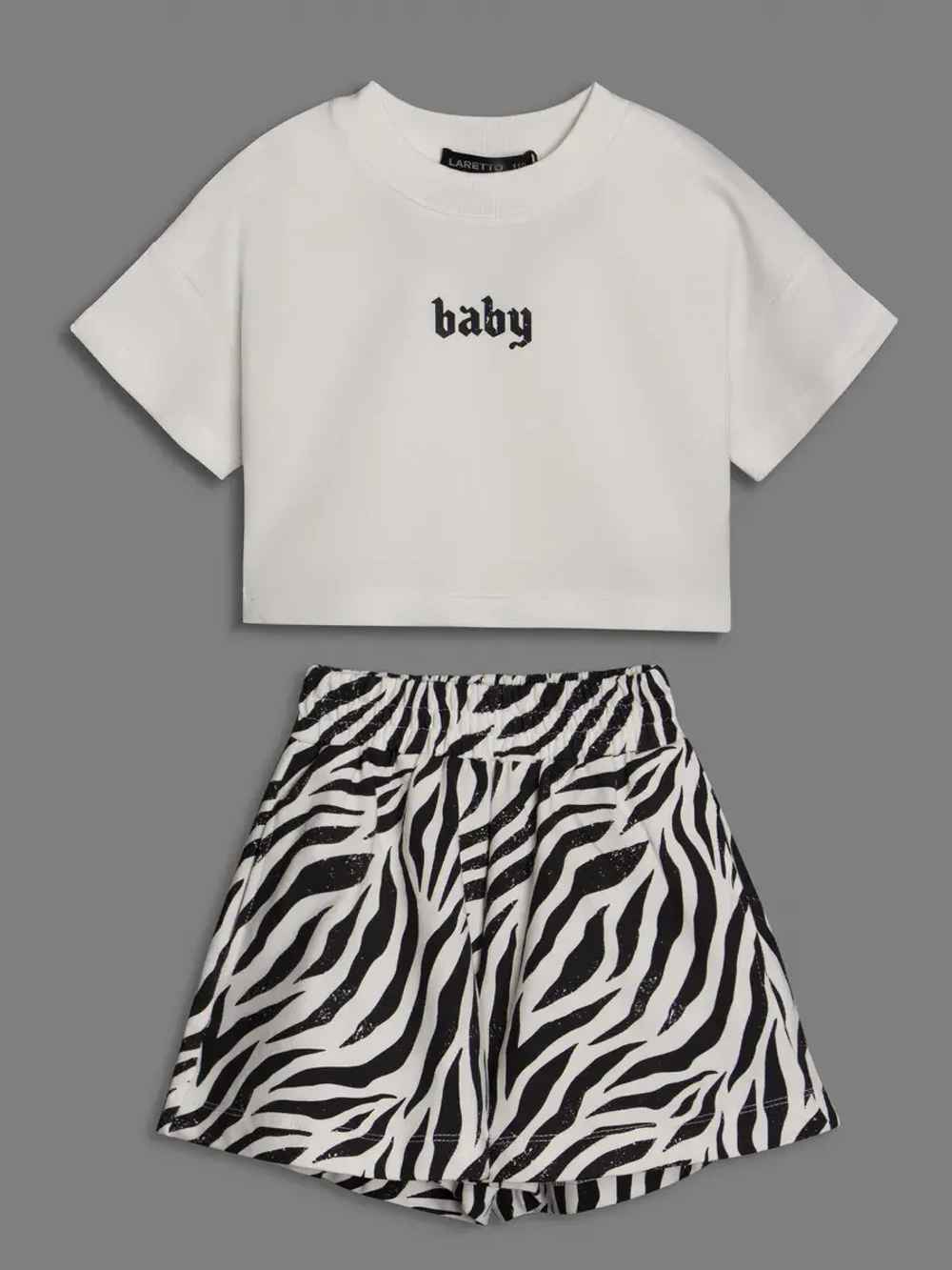 Летний костюм, футболка и шорты для девочки