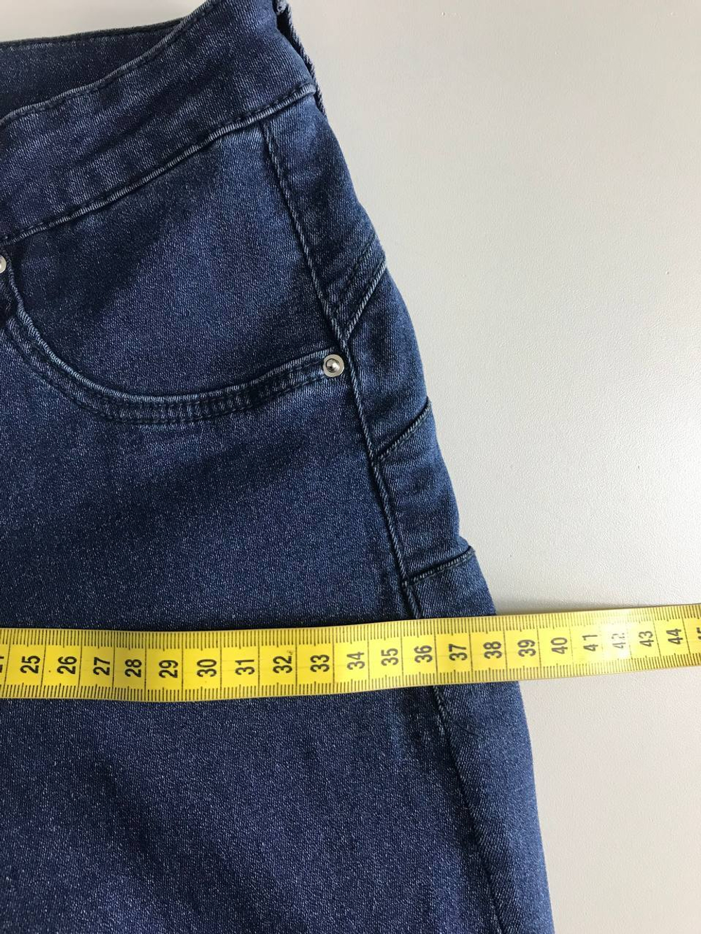 Джинсы Tally Weijl со стразами, маркировка 36/38, визуально 42/44 размер