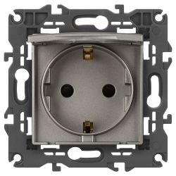 Розетка ЭРА Elegance 14-2103-16 с заземлением 2P+E Schuko со шторками с крышкой 16А-250В титан