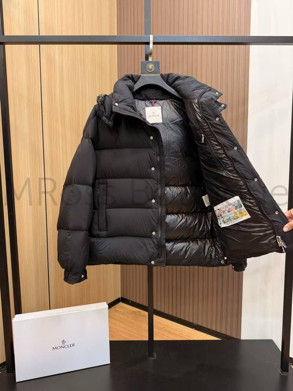 Пуховик Moncler Maya Matte премиум класса