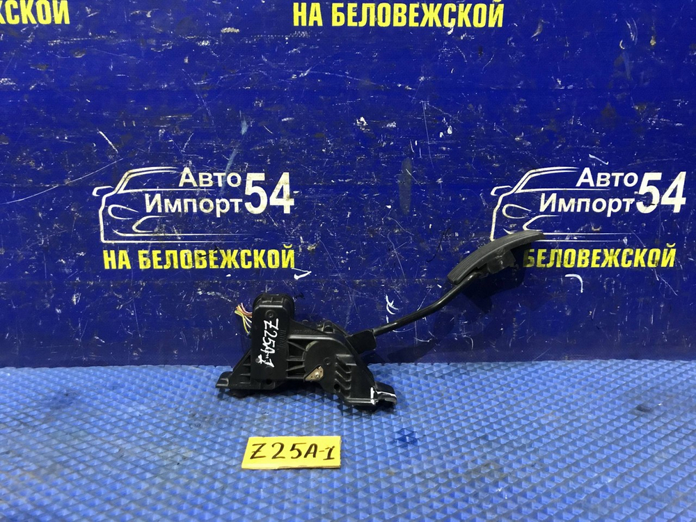 Педаль газа MITSUBISHI COLT 2003